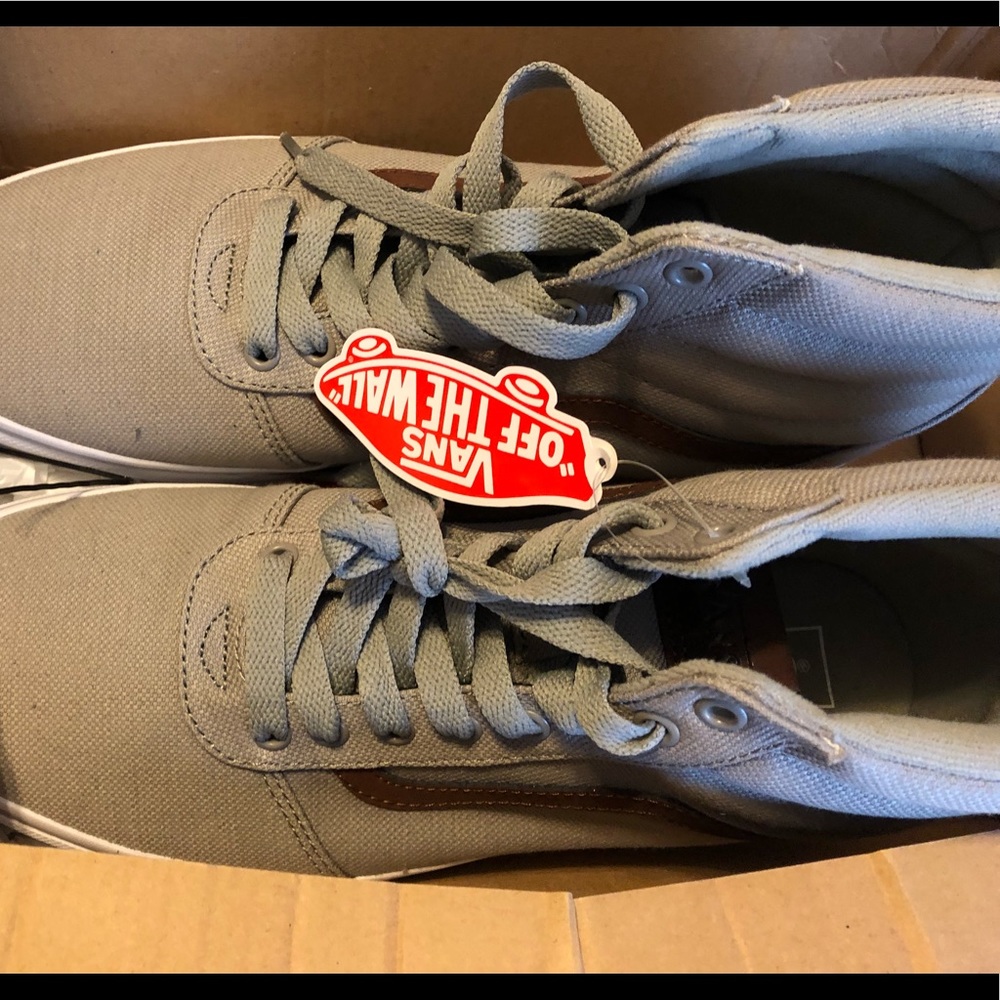 Men’s Van size 11.5